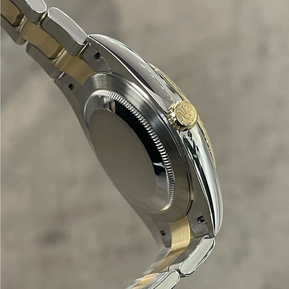 Rolex Datejust Watch - Black and Gold - Picture 8 of 9